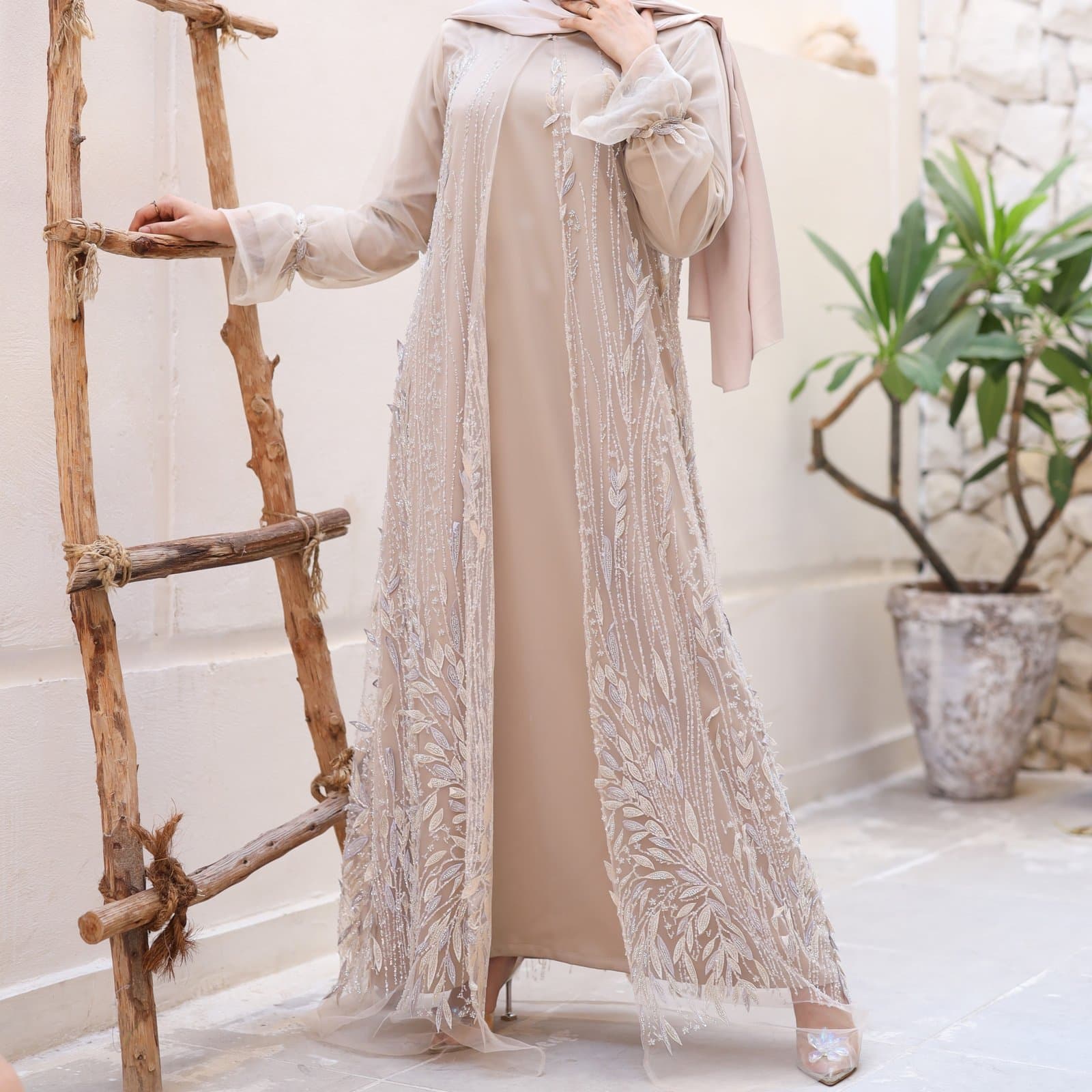 Dazzling Sand Abaya